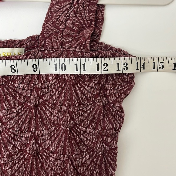 Coco and Shay Tank Top Floral Design Cropped Stretchy - Picture 4 of 5